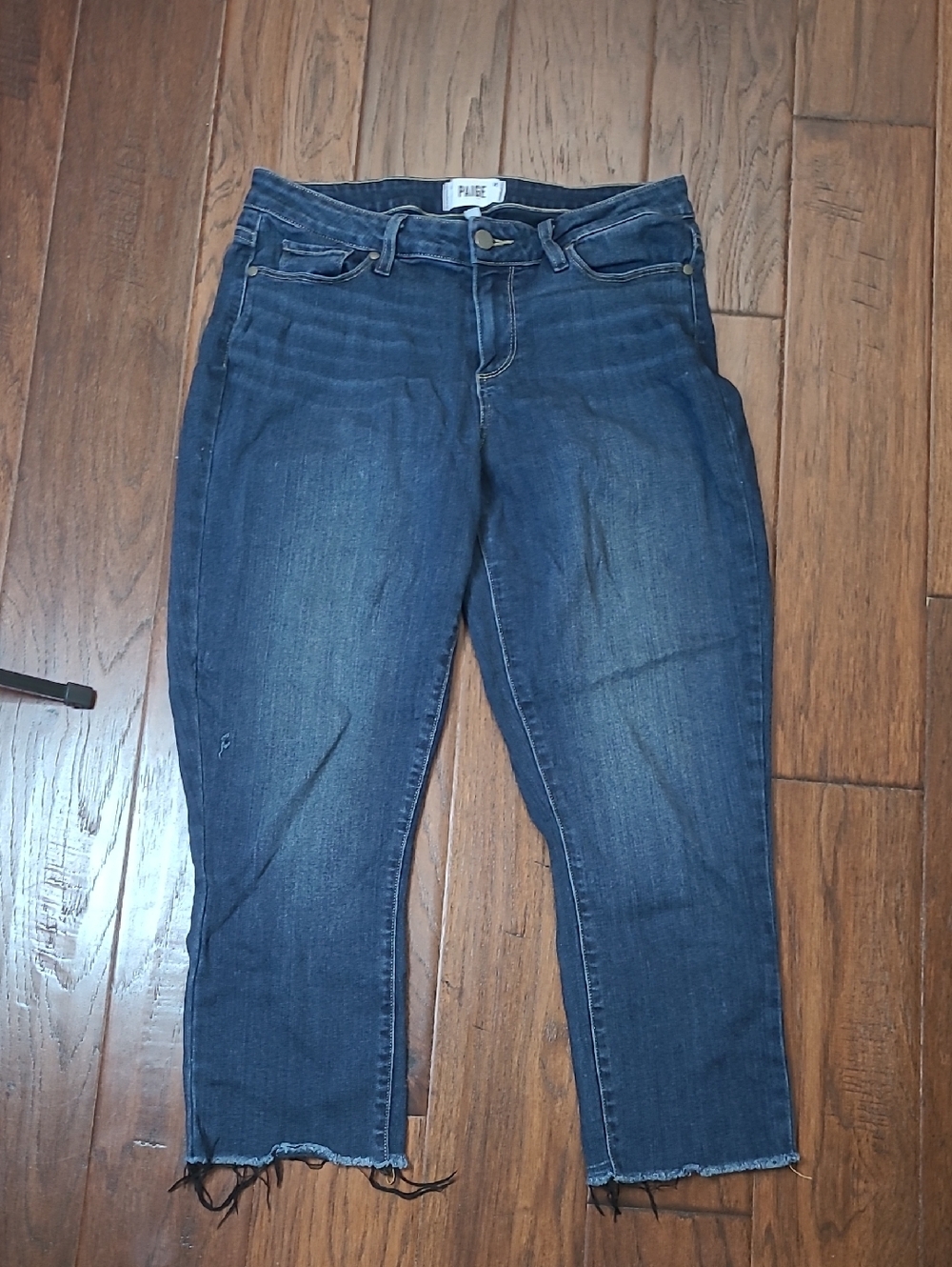 PAIGE Verdugo Ankle Cropped Jeans with Raw Fringe Hem size 29